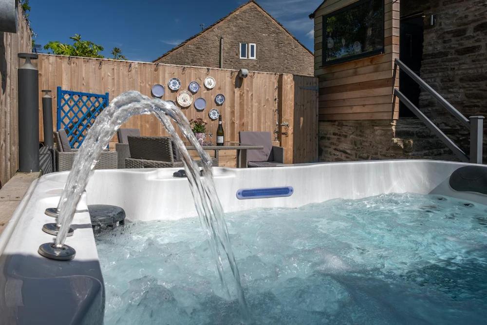 Naze View Barn - Cosy, With All Mod Cons Whaley Bridge Exterior photo